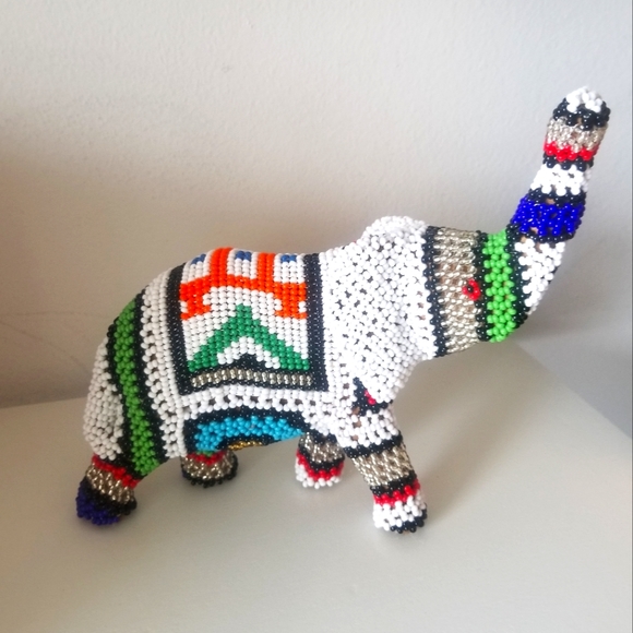 unbranded Other - Handmade Beaded Wooden Decoartive Elephant